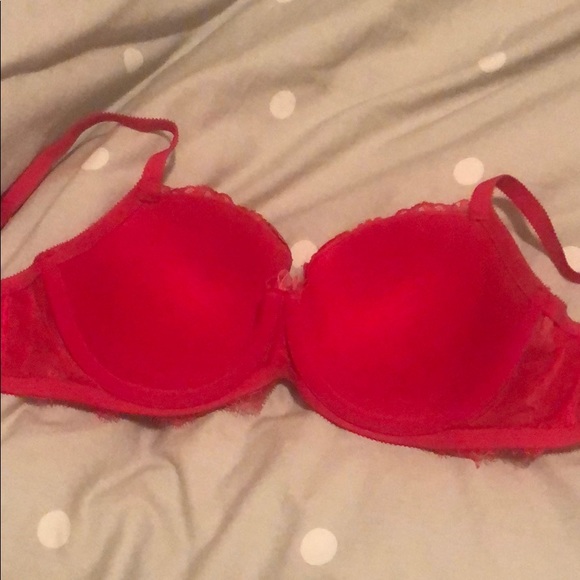 Victoria’s Secret Dream Angel’s Bra - Picture 2 of 3